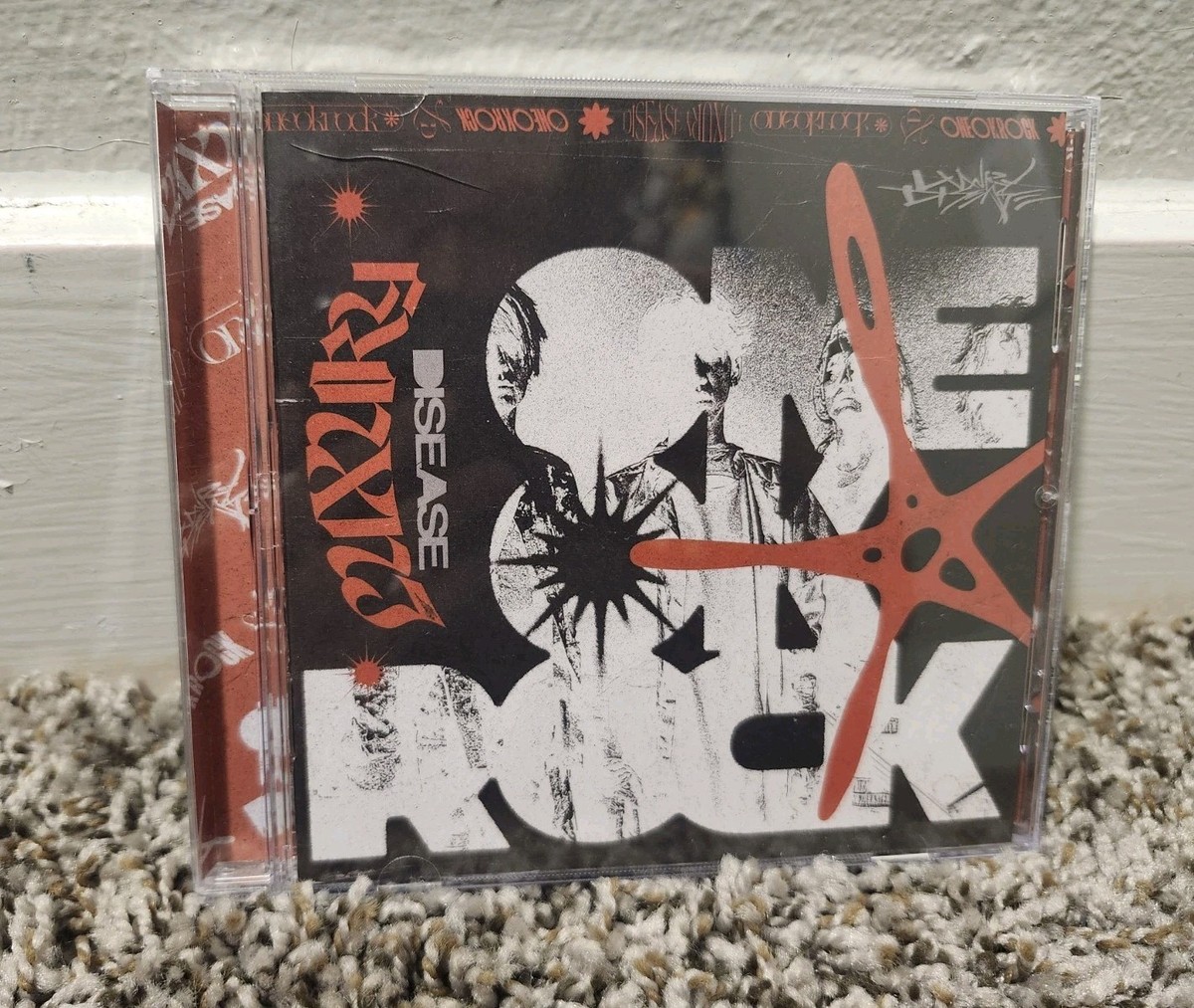 ONE OK ROCK LUXURY DISEASE ナイロンジャケット Luxury Disease OK 