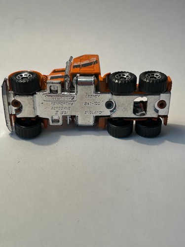 Matchbox Kenworth Aerodyne Truck - Orange, Diecast 1981 - Picture 9 of 10