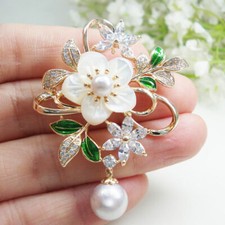 New Fashion Woman's Flower Leaf Pendant Brooch Pin Clear Zircon Crystal Gifts