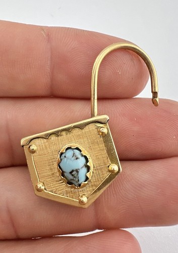 Antique 14k Yellow Gold Turquoise Glass Lock & Key Padlock Charm Pendant 6.6g - Picture 6 of 6