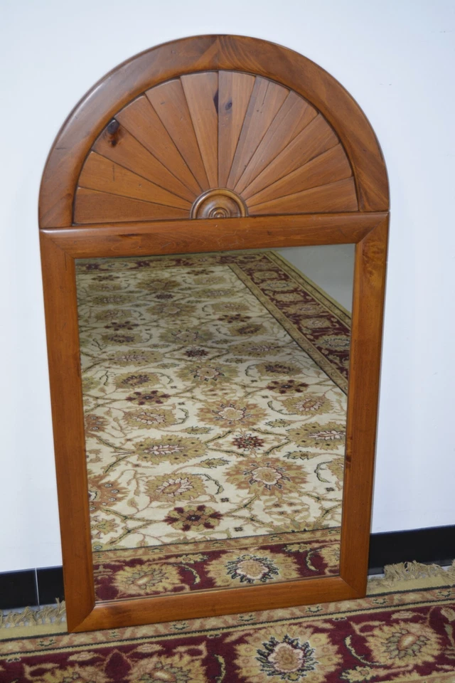 Espejo ventilador vertical Ethan Allen Country Craftsman pino #19-9301 acabado #219 Foto 3 de 4