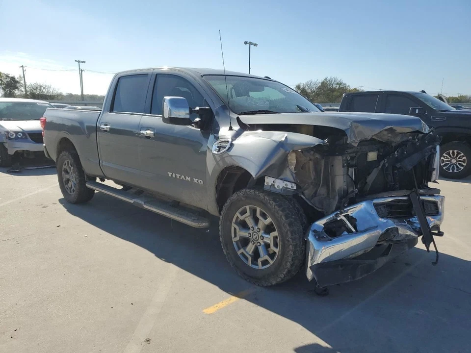 (LOCAL PICKUP ONLY) TITAN XD  2018 Running Board 582766 Foto 4 de 4