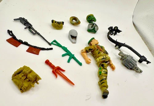 VTG Lot of G.I. JOE Helmets /Weapons/Accessories  for 4" Figures (partial man)
