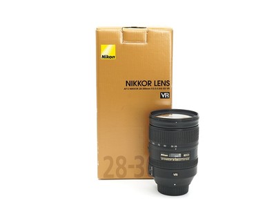 Nikon AF-S Nikkor 28-300mm 3.5-5.6 G ED VR Topzustand #37299**