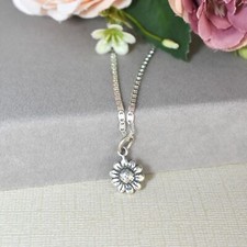 Daisy Flower Pendant Necklace 925 Silver Floral Chain Daisy Charm Gift For her