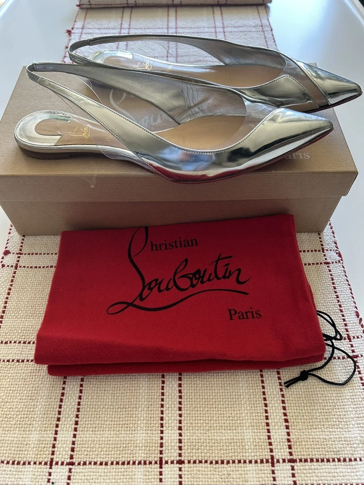 Christian Louboutin V Dec Specchio Metálico Plata y PVC Ballet Pisos Talla 40 Foto 2 de 4