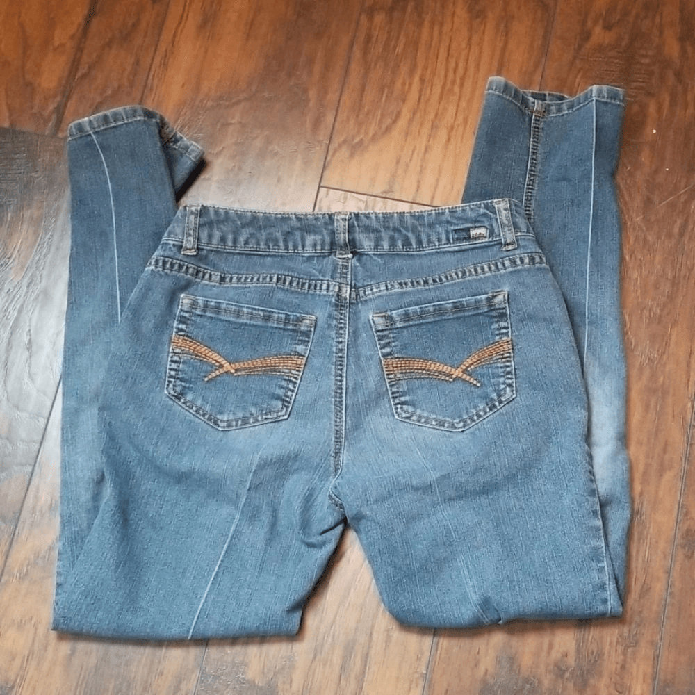 Beau Basic Jeans - image 5