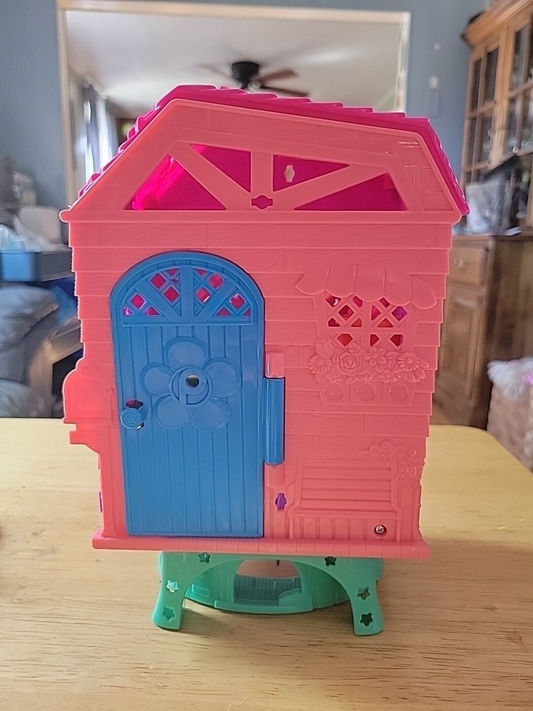 Polly Pocket 2-level Clubhouse Adventure Pack House Only