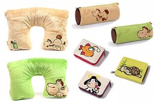 süße NICI Plüsch-Accessoires Geldbörse Schlamperrolle Federmappe Nackenkissen