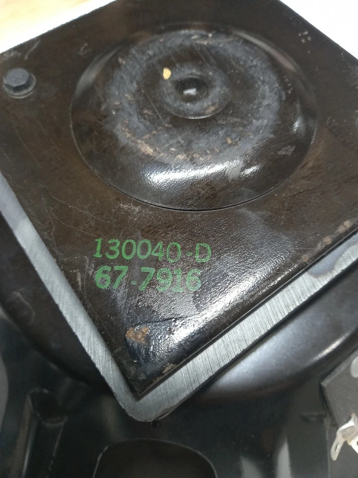 Juego de 2 altavoces woofer de imán cuadrado Eminence 15" 8 ohmios 6~7916 de colección Foto 2 de 4