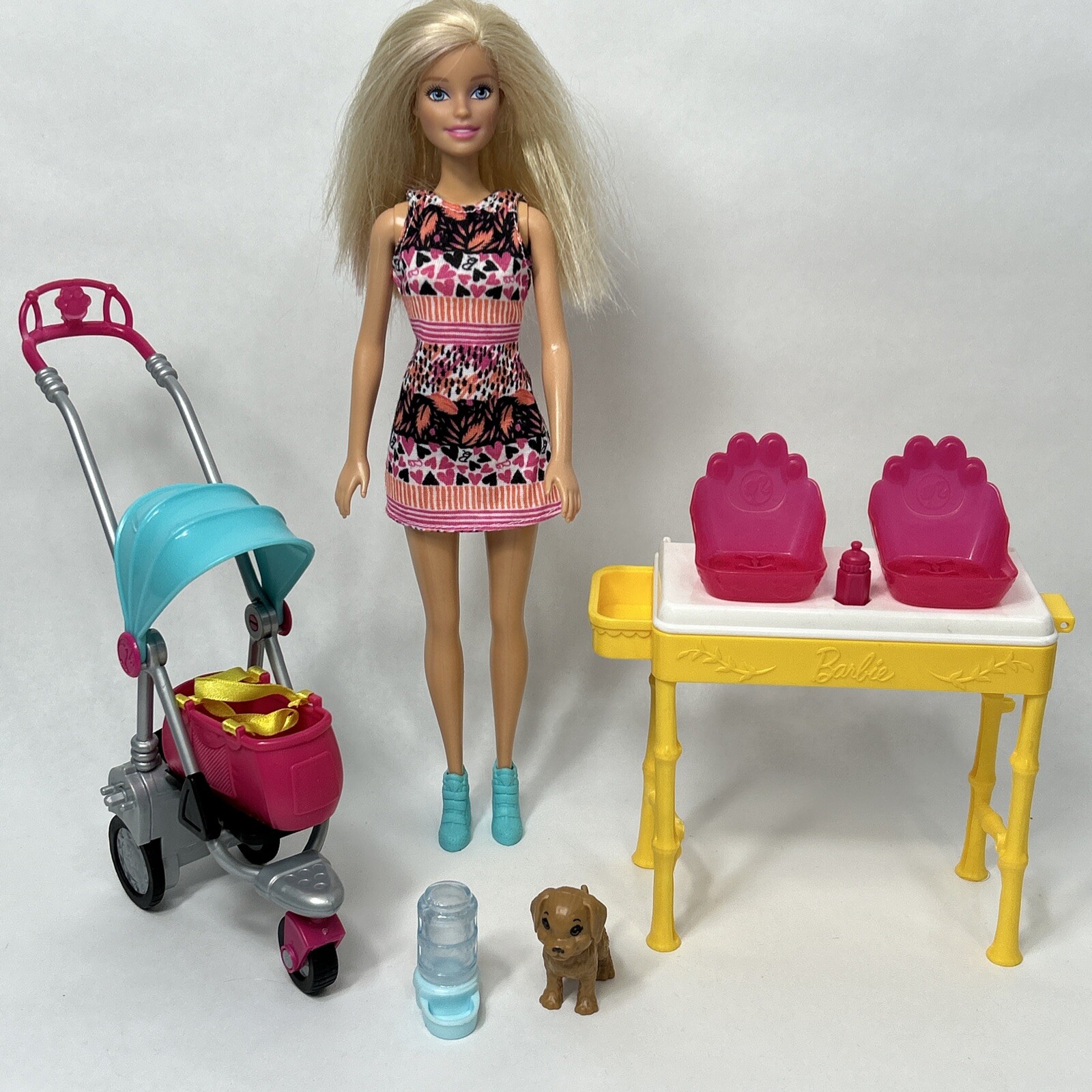 Barbie Zoo Doctor Strollin Pups Grooming Pets Carrier Animal