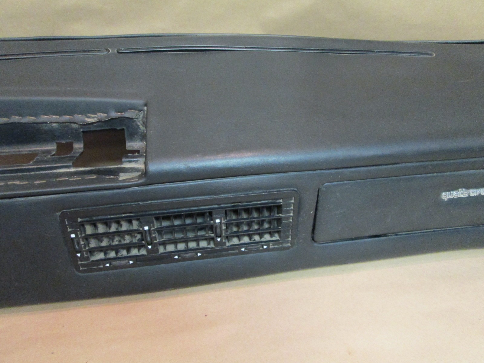Ferrari Mondial QV 3.0 Dashboard / Dash w/ Glove Box - Black USED # 61216200