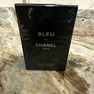CHANEL Bleu de Chanel Eau de Parfum Spray for Men, Regular Size 3.4 fl oz