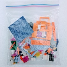 Lego 4721,  Hogwarts Classroom, Harry Potter, 100% Complete w/ backdrop & manual