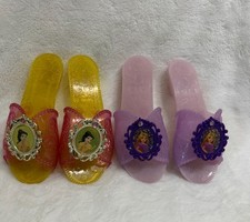Disney Princesa Zapatos de Vestir Belle Rapunzel Plástico Zapatos de Juego Lote de 2 Pares