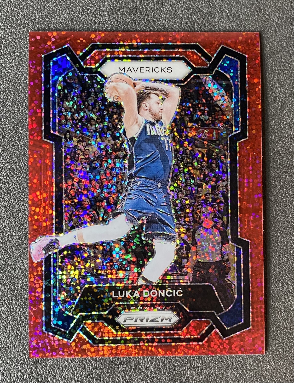 LUKA DONCIC 2023 Prizm #110 Mavericks Red Sparkle