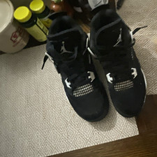 Jordan Air Jordan 4 Men’s Mid-Top Black/White Lace-Up Cushioned Retro