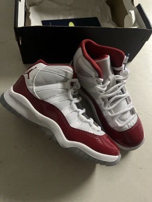 EU Größe 30 - Jordan 11 Retro High Cherry