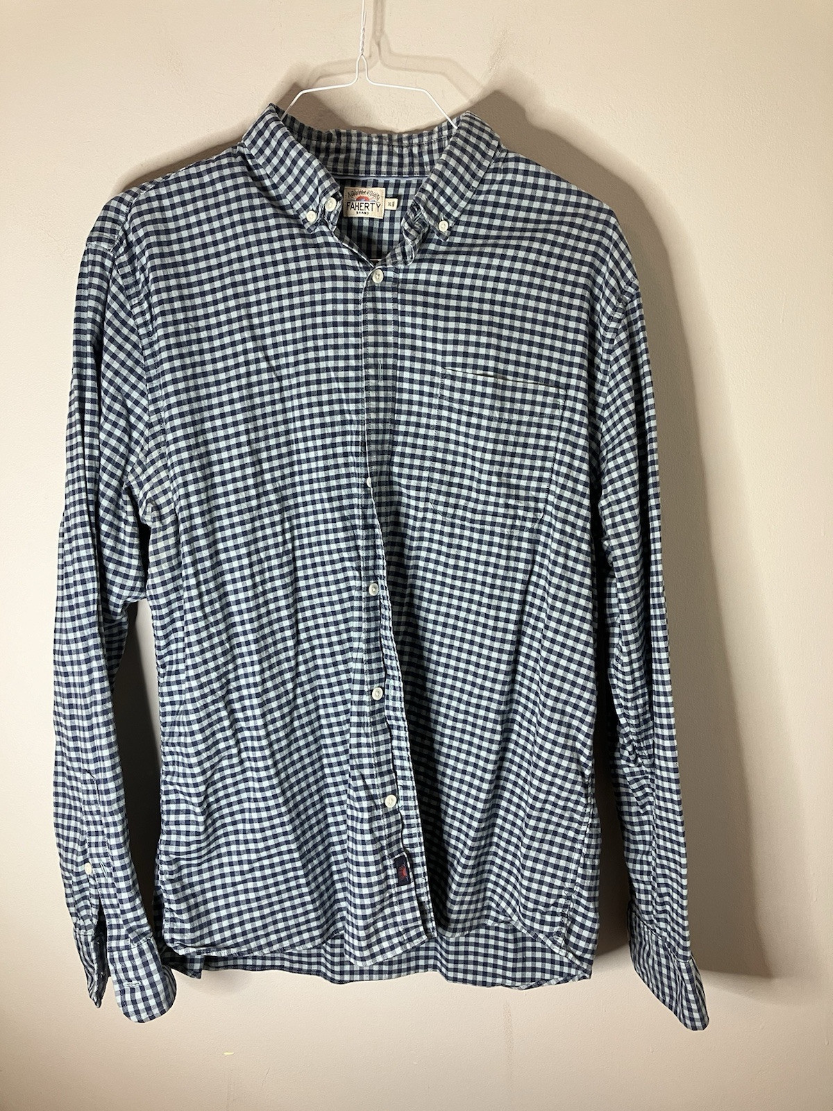 Faherty long sleeve button down flannel shirt XL … - image 1