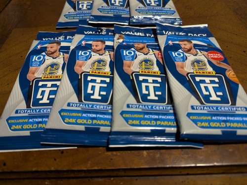 (7) 2024-25 Panini Totally Certified Basketball NBA 10 Card Value Pack Lot - 第 3/5 張圖片