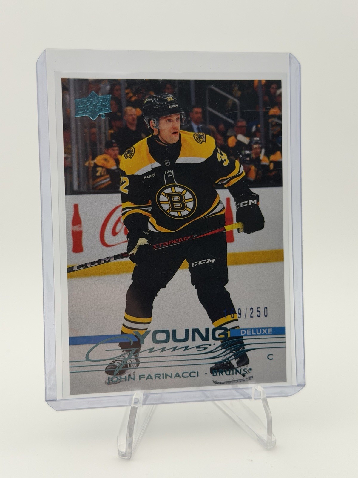 Upper Deck 2025-26 Series 2 Young Guns Deluxe John Farinacci Bruins #496 /250