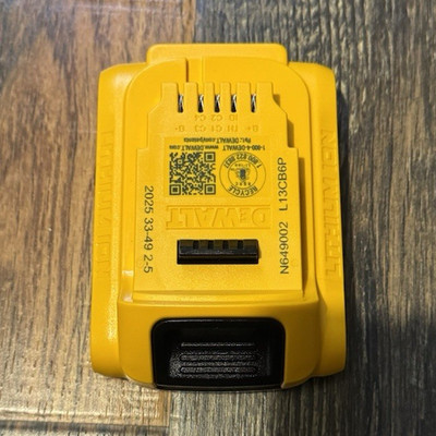 DEWALT DCB203 20V MAX 20V 2Ah Lithium-Ion Battery Pack Yellow