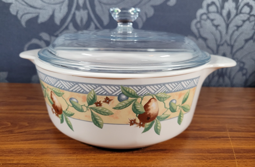 Corning Ware Casserole Dish with Lid