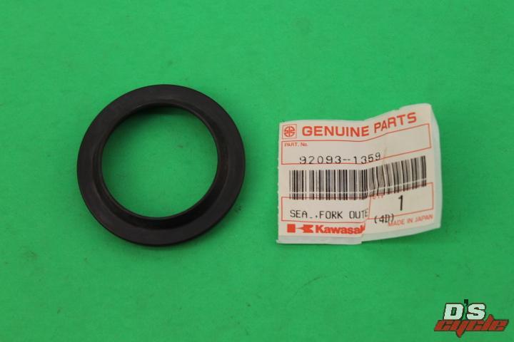 NOS Kawasaki ZX750 EN500 Fork Outer Tube Seal PART# 92093-1359 | eBay