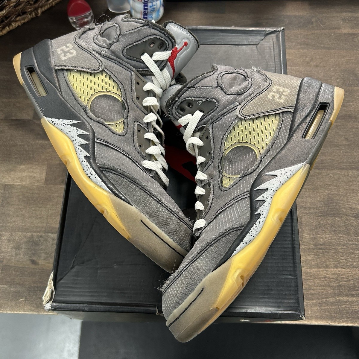 靴 AIR JORDAN 5 Retro SP \"Off white\" Off-White x Air Jordan 5 Retro SP Muslin » Sneakers Joint