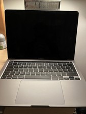 Apple MacBook Pro 13" (2020) – M1 – 8GB RAM – 256GB SSD