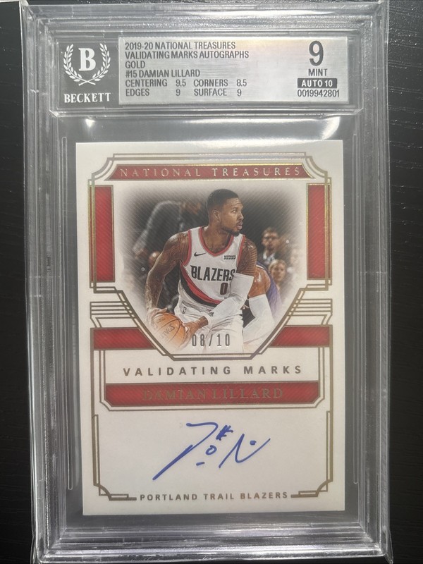 2019-20 Panini National Treasures Damian Lillard Validating Marks Auto /10 BGS 9