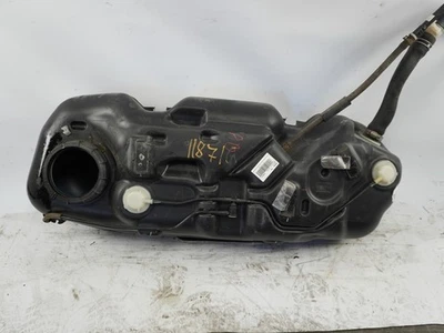 Reservoir carburant occasion SUZUKI VITARA II Phase 1 - 1.6 VVT 120ch - - Photo 1/3
