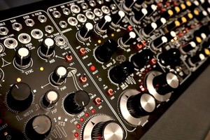 analog synthesizer EOS blue lantern modules Semi Modular desktop system