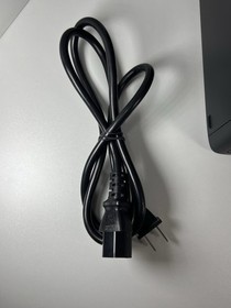 Microsoft Xbox 360 Slim 4GB Disneyland Adventures Kinect in Box Tested 5 Games