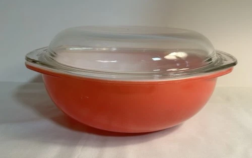 Vintage Pyrex Flamingo Pink 024 2 Quart Covered Bowl
