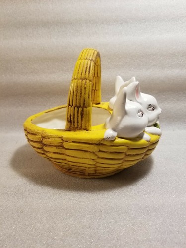 Vintage Atlantic Mold Ceramic Basket with 3 Bunnies Easter Spring Handpainted - Picture 2 of 6