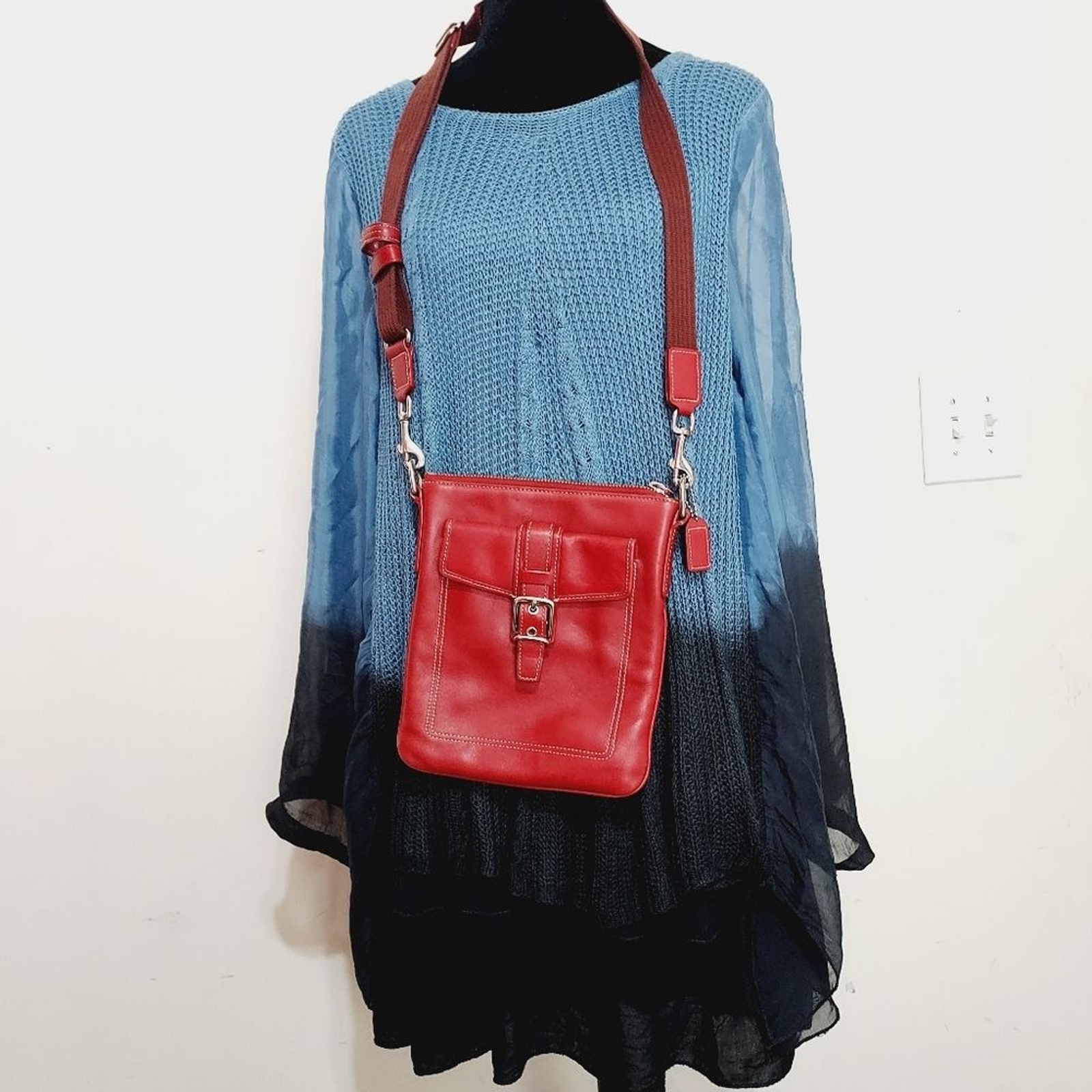 Coach Leather Crossbody Bag for Women Stylish and Compact