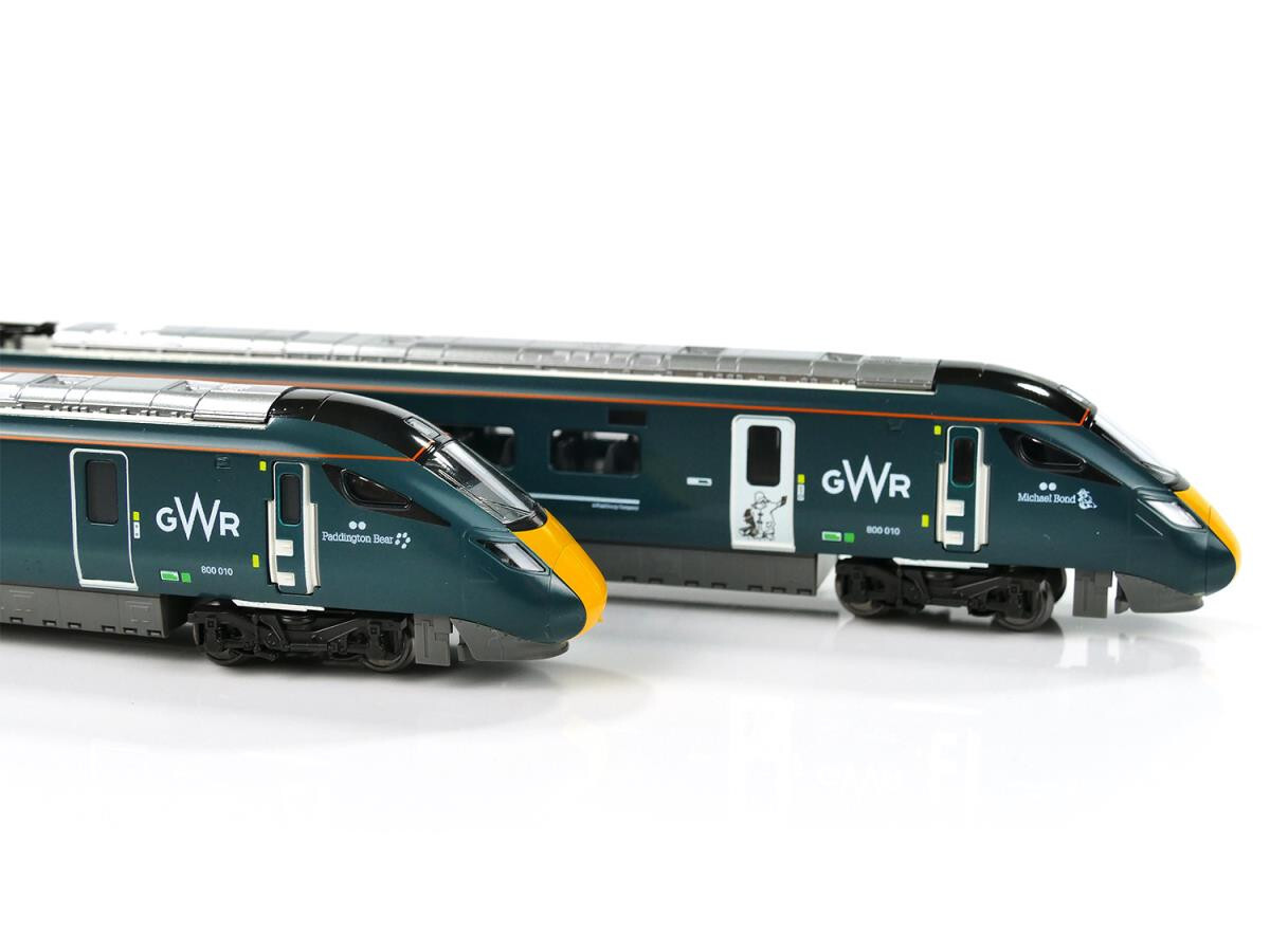 Kato 10-1673D Class 800 010 Paddington Bear GWR 5 Car Train (DCC