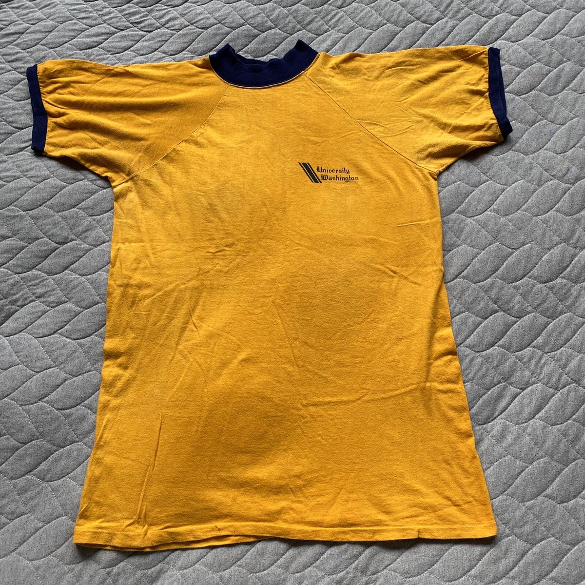 Vtg 60s Champion UW University Of Washington 100% Cotton Short