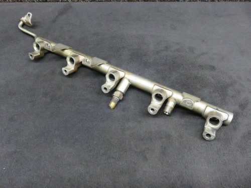 Audi S6 4F S8 4E V10 Kraftstoffverteiler rechts Einspritzleiste 07L133316A GW2