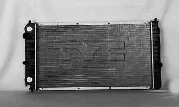 Conjunto de radiador TYC 2264 para 99-05 Alero Cutlass Grand Am Malibu Foto 2 de 4