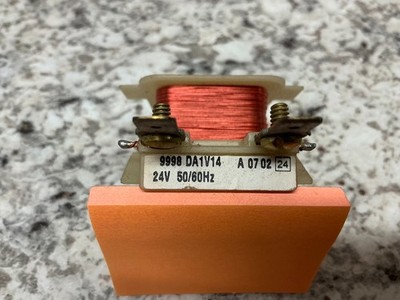 FREE SHIPPING* Schneider 9998DA1V14, 9998-DA1V14 Magnetic Coil 24V 50/60HZ - NEW