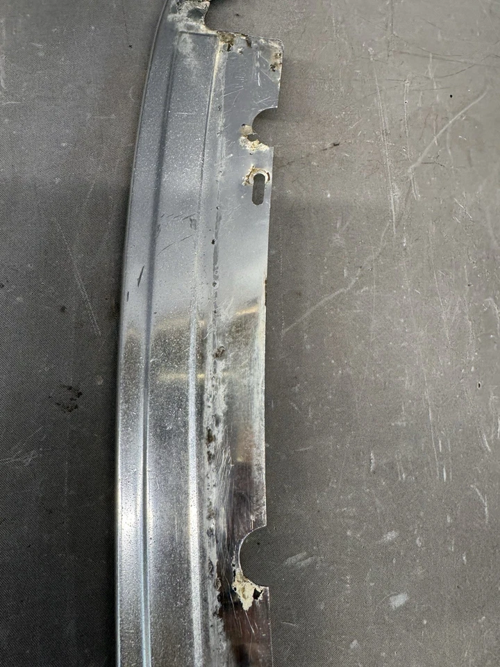 Chevy Monte Carlo Cutlass 1981-1988 1/4 pilar moldura Regal Grand Prix OEM Foto 4 de 4