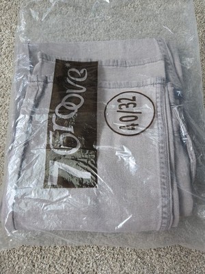 7 Groove Men s Gray Jeans Straight Leg Size 40/32  NWT Casual Everyday Comfort