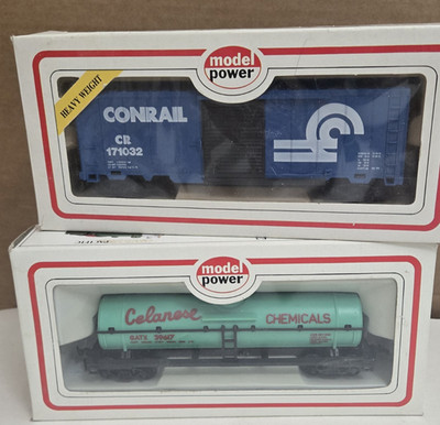 Vtg Model Power Celanese Chemicals Tanker Train HO & Conrail 8001 Box READ