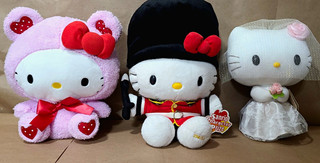 Sanrio Hello Kitty Plush Lot of 3 pink outfit Wedding Dress London guard 11"
