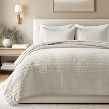 Cotton Striped King Quilt Set, Lightweight 3-Piece Bedding with Pillow Shams