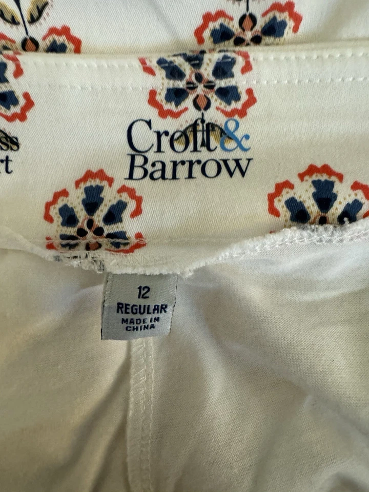 Croft & Barrow "Effortless Stretch Skort" Talla 12 con Skort Estampado Geométrico - Usado en Excelente Condición Foto 3 de 4