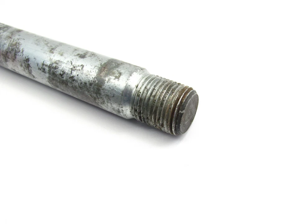 1979 KAWASAKI 79 KZ1000 KZ 1000 KZ1000-E1 EIXO - EIXO PARAFUSO EIXO CUBO RODA TRASEIRA - Imagem 2 de 4