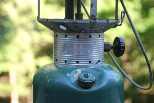 Vintage Coleman Lantern Model 220-F Green Camping 1965 Missing Glass Untested - Picture 7 of 10